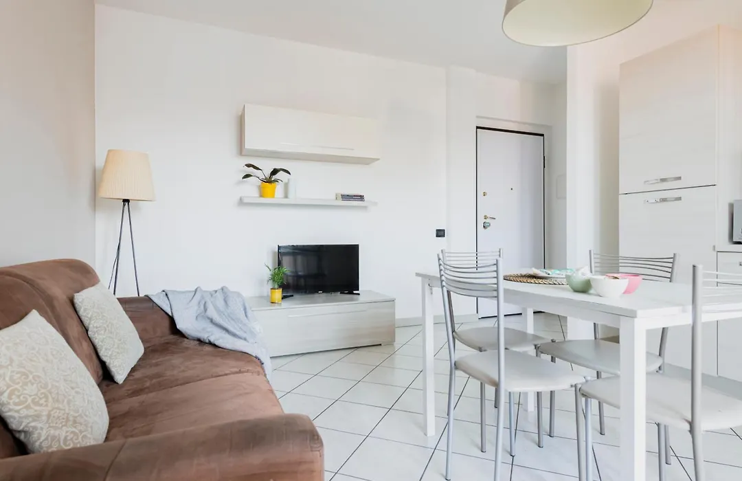 HQ Aparthotel Milano Inn - Smart Suites-1